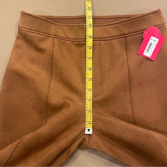 SPANX Faux Suede Pull On Flare Pants Rich Caramel Size Medium New With Tag - Picture 12 of 13
